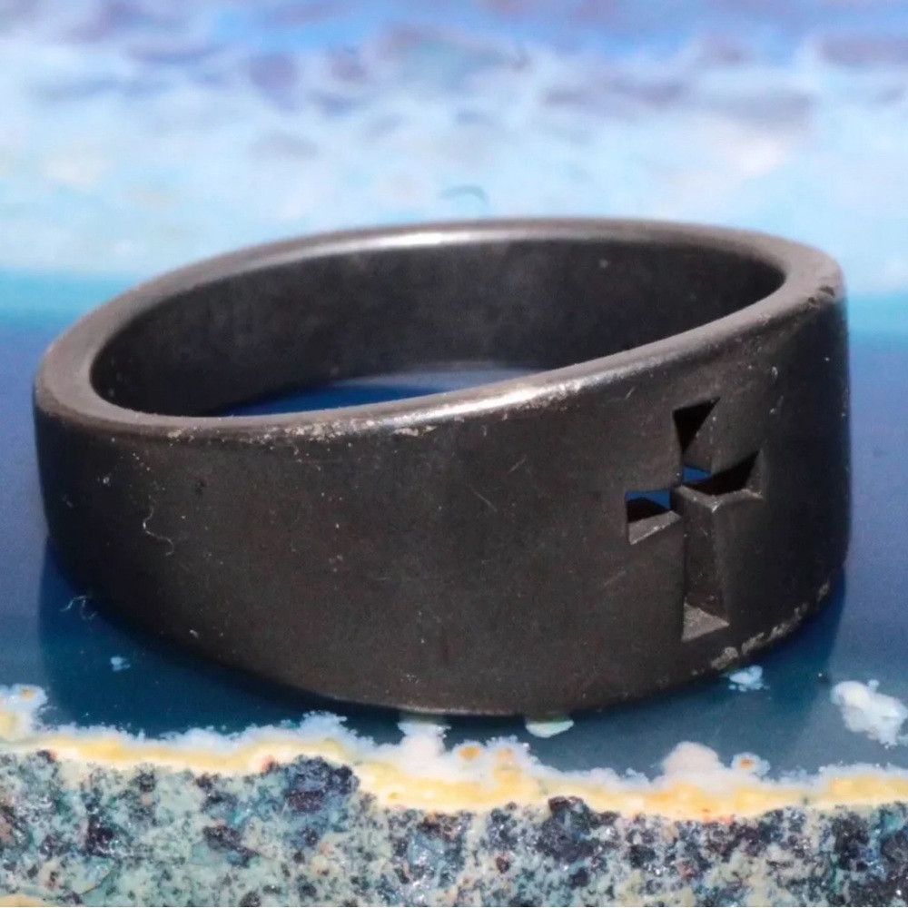 James Avery Signed Sterling Silver Ring Size 7- 5… - image 1